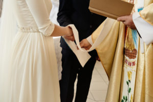 handfasting wedding ceremony 