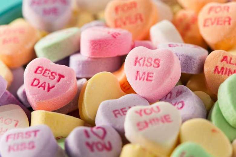 valentines day wedding heart shaped candy favors