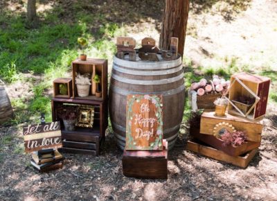 wooden boxes and barrel roo for wedding decor