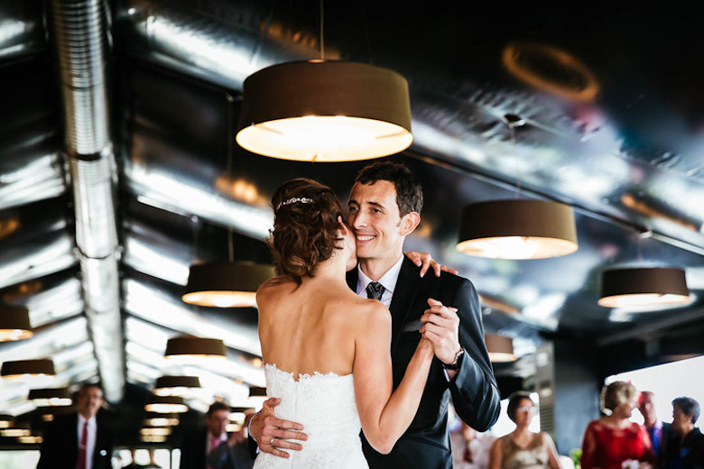 bride and groom dancing togehter